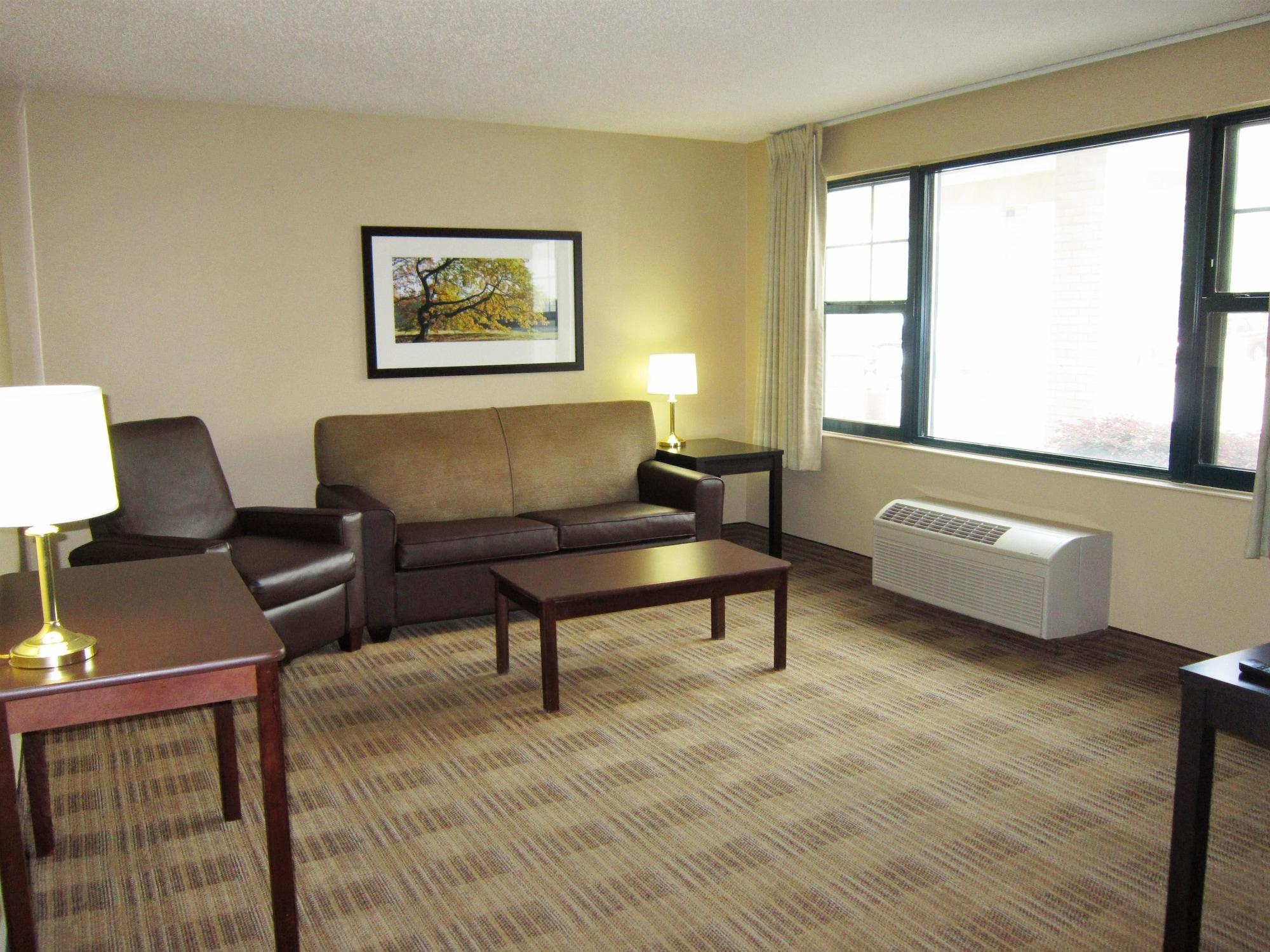 Extended Stay America Suites - Princeton - West Windsor Экстерьер фото