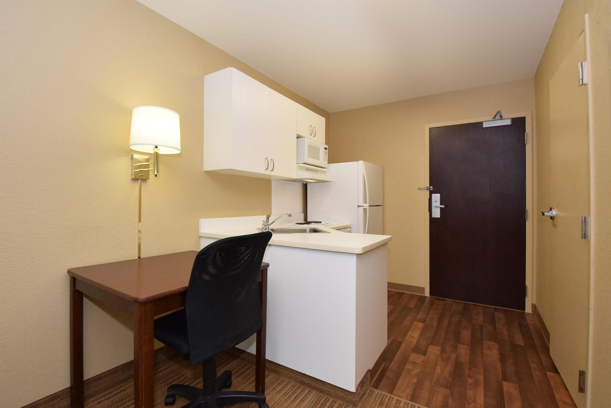 Extended Stay America Suites - Princeton - West Windsor Экстерьер фото