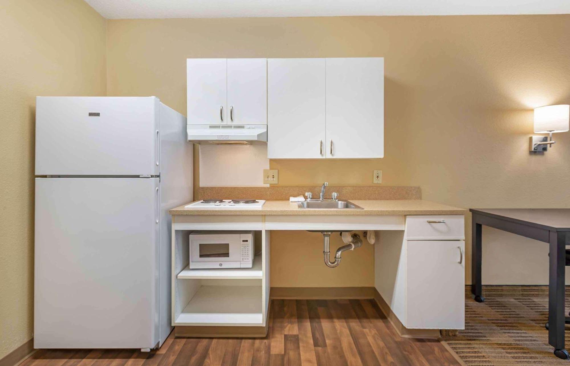 Extended Stay America Suites - Princeton - West Windsor Экстерьер фото