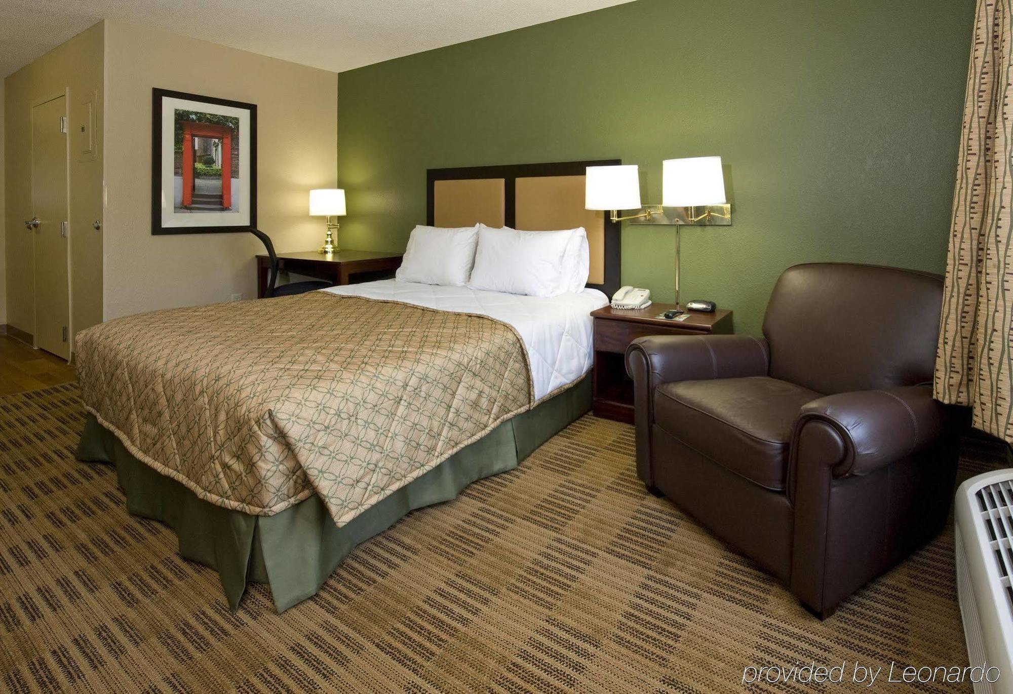 Extended Stay America Suites - Princeton - West Windsor Экстерьер фото